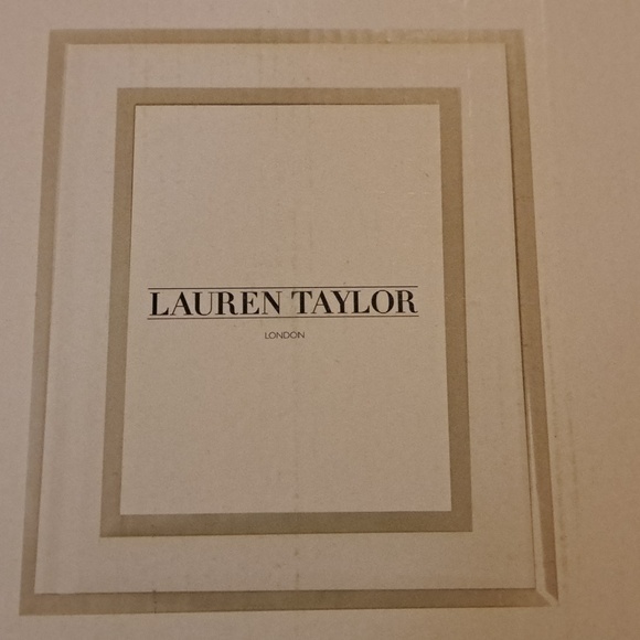 🌲Christmas Shopping..... Perfect 🎁  lauren taclear glass picture frame NWT - Picture 2 of 3